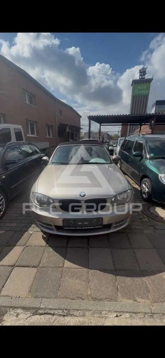 2008 BMW 120