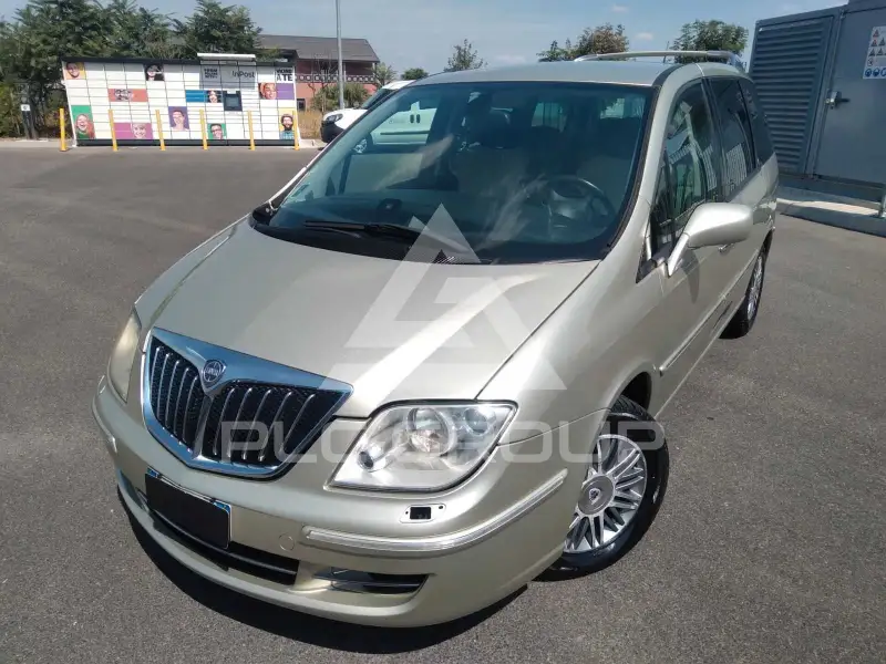 2008 Lancia Phedra