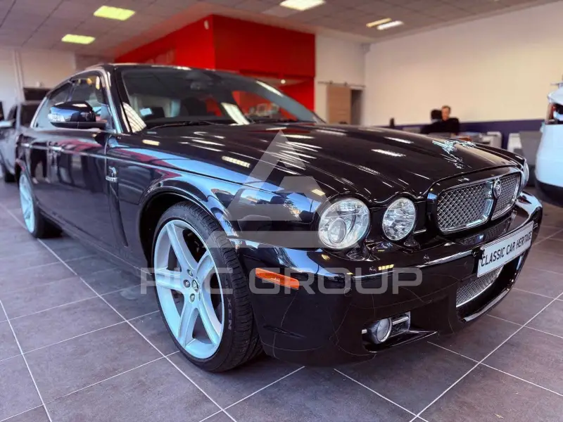 2008 Jaguar XJR