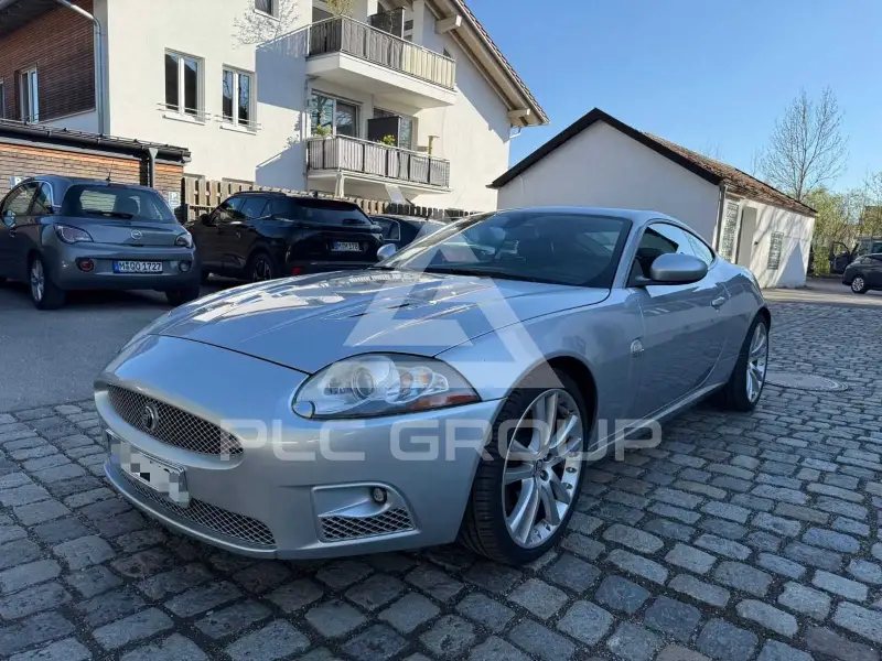 2008 Jaguar XKR