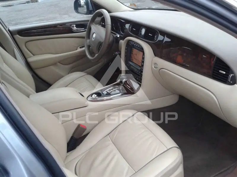 2008 Jaguar XJ