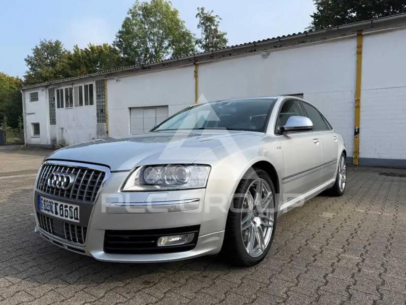 2008 Audi S8