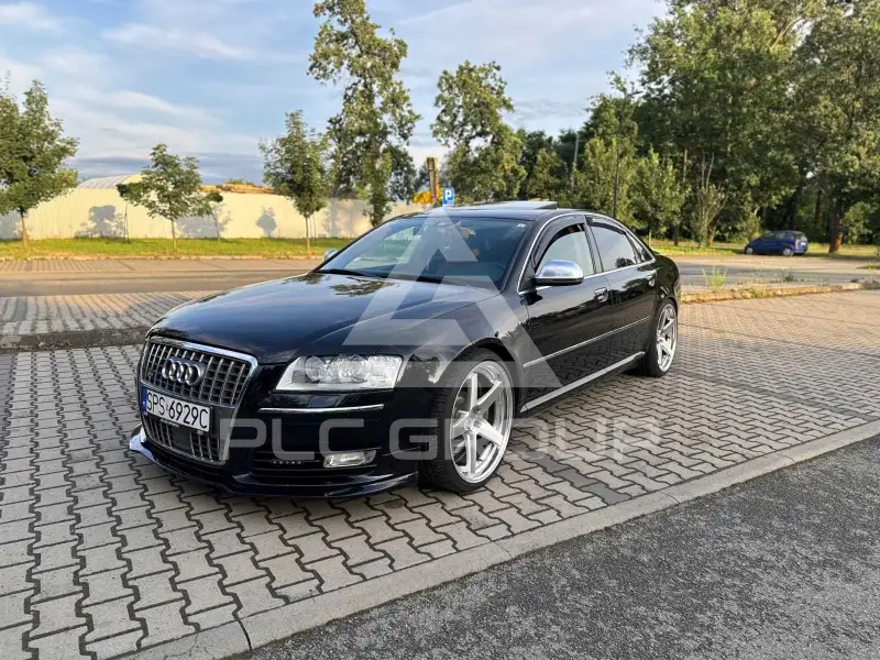 2008 Audi S8