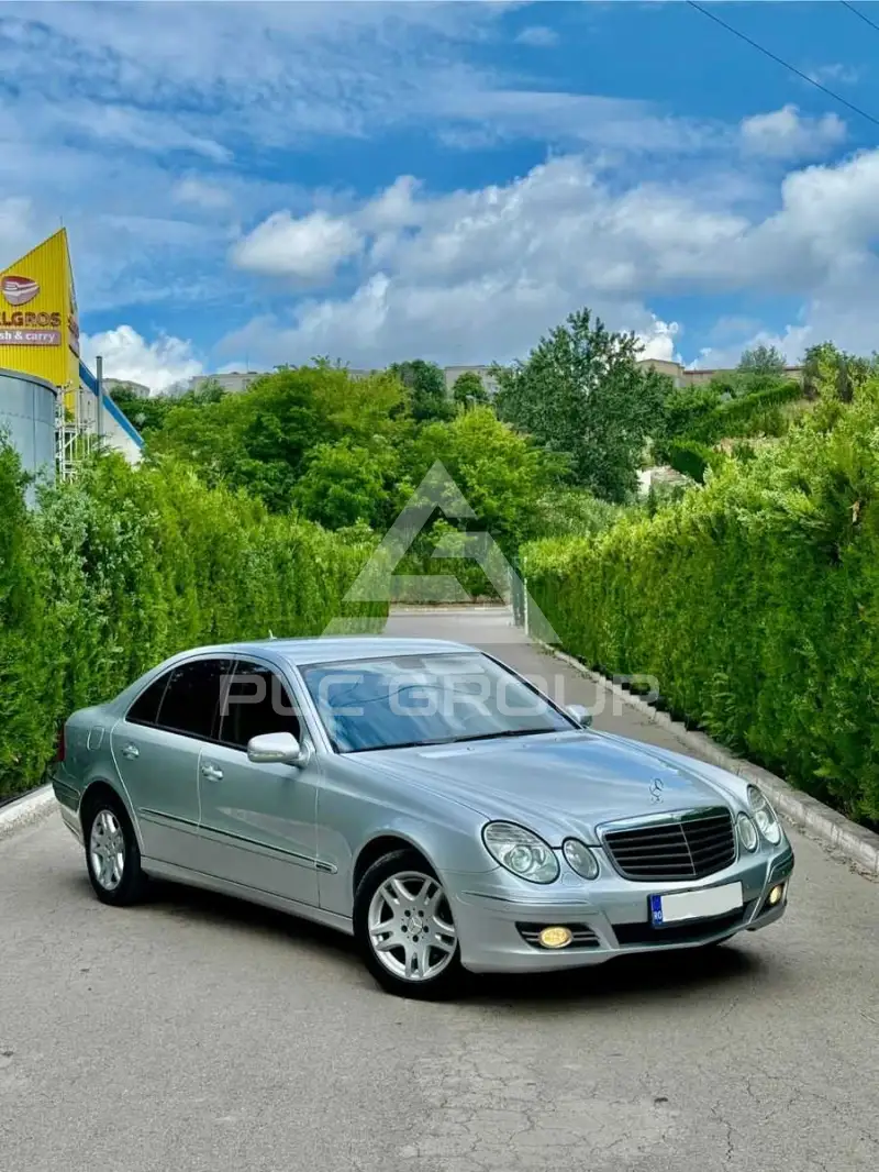 2008 Mercedes Benz E 320
