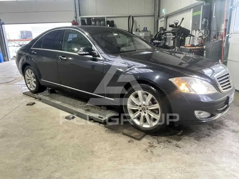 2008 Mercedes Benz S 320
