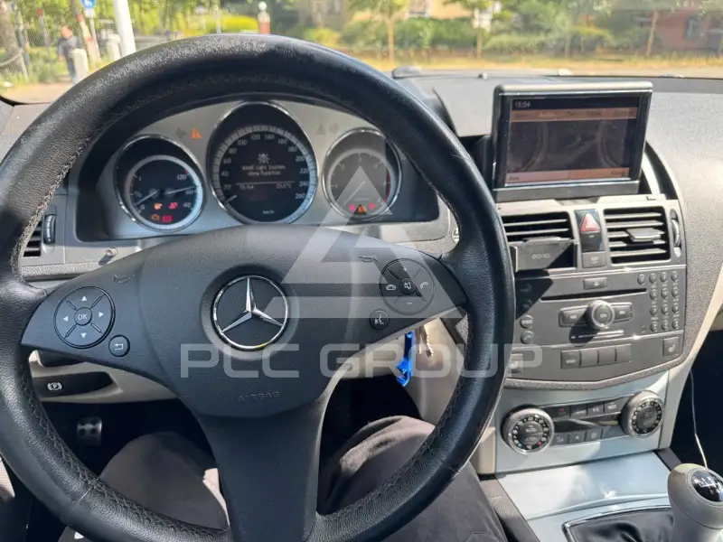 2008 Mercedes Benz 320