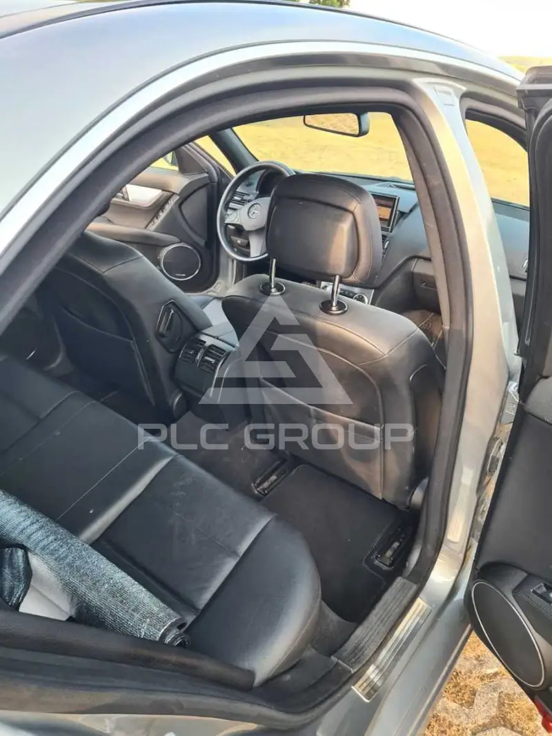 2008 Mercedes Benz 320