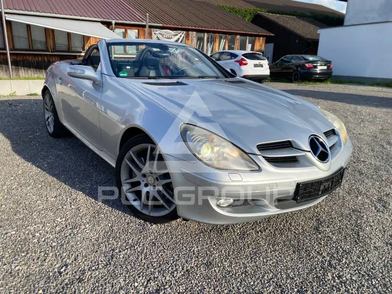 2008 Mercedes Benz SLK 200