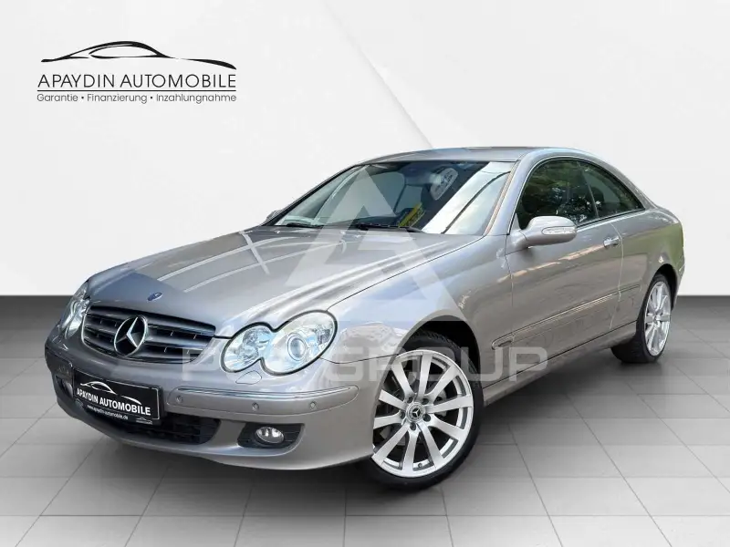 2008 Mercedes Benz CLK 200