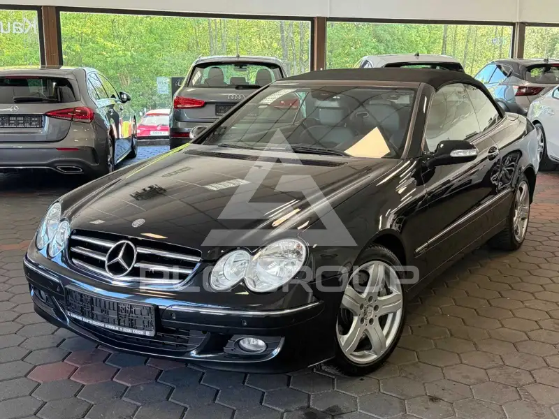 2008 Mercedes Benz CLK 320