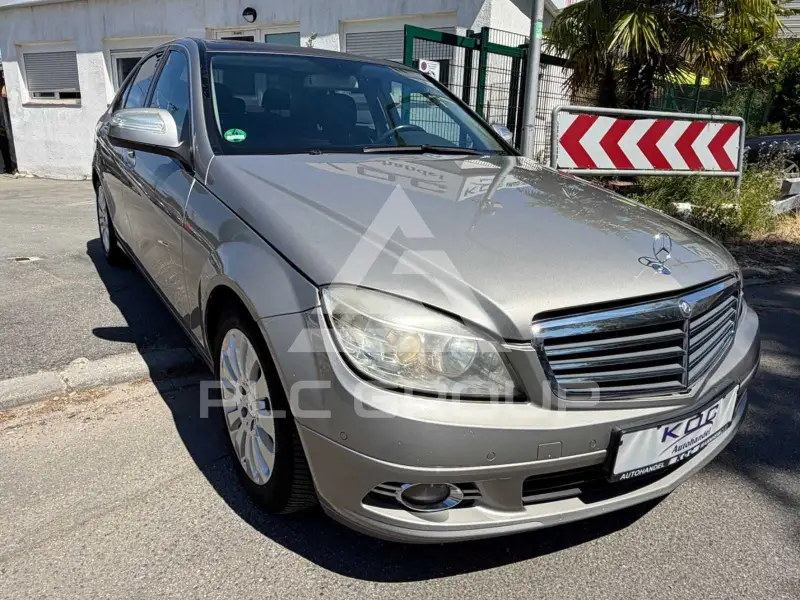 2008 Mercedes Benz C 220