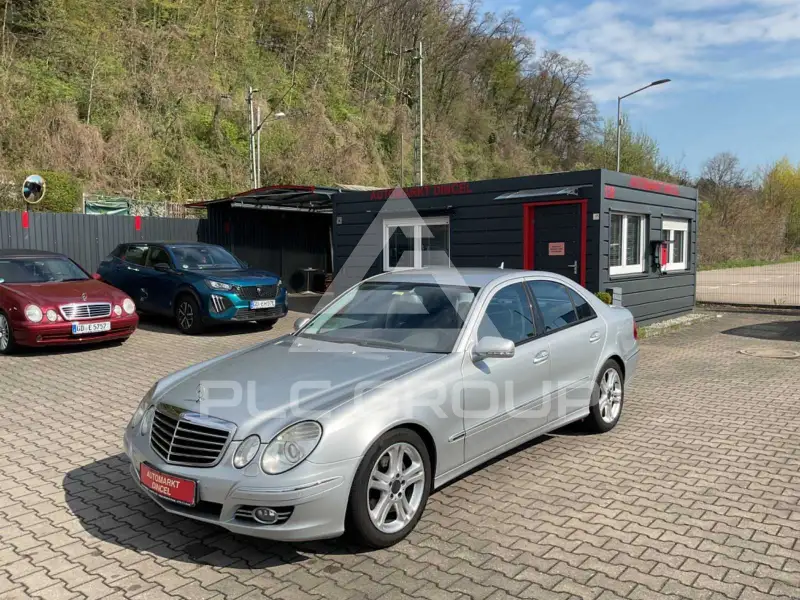 2008 Mercedes Benz E 200