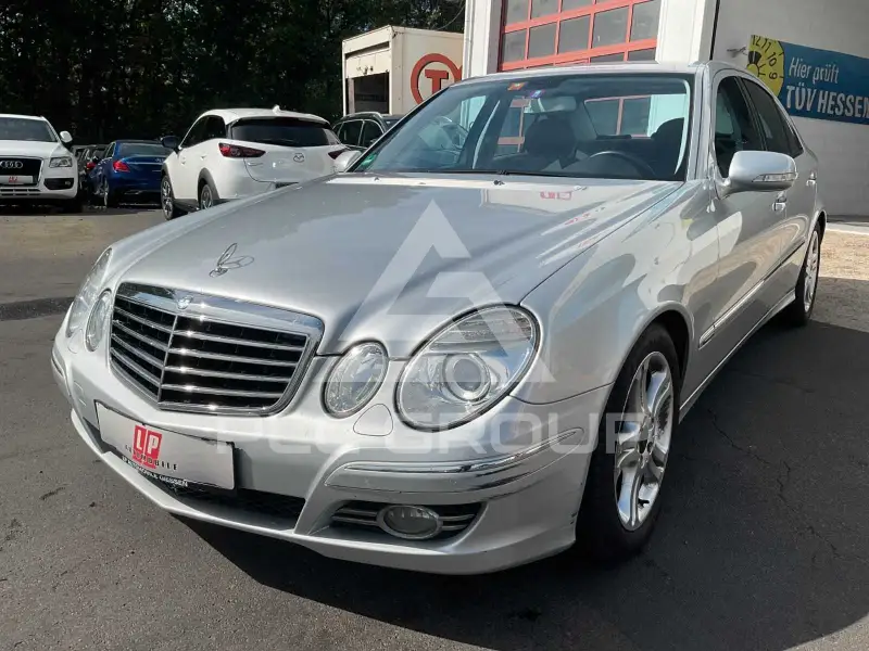 2008 Mercedes Benz E 200