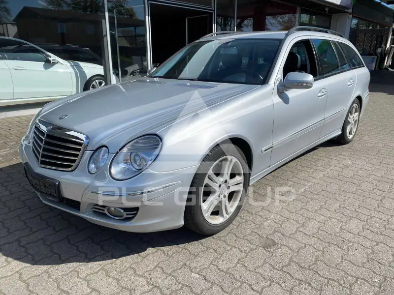 2008 Mercedes Benz E 200