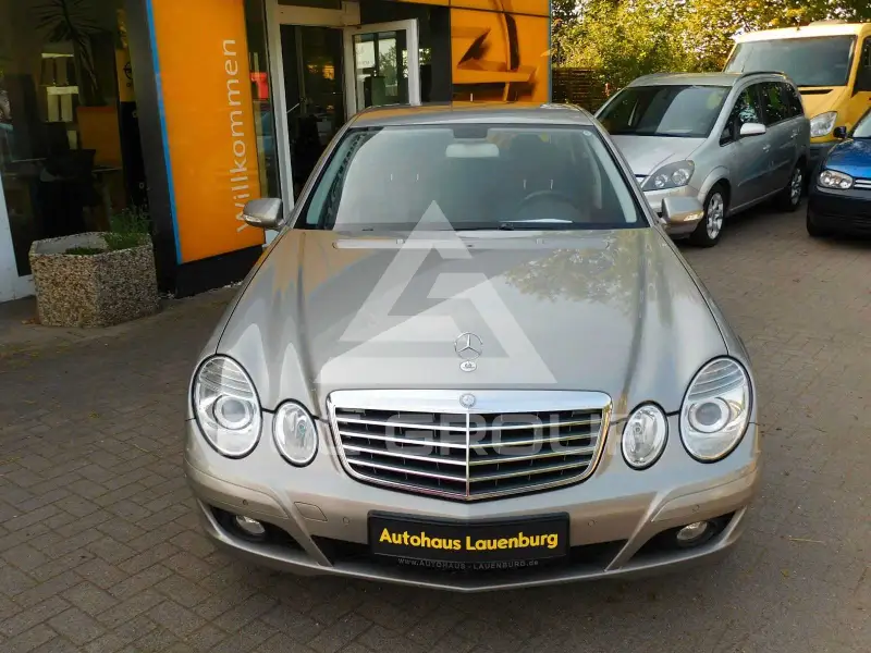 2008 Mercedes Benz E 200