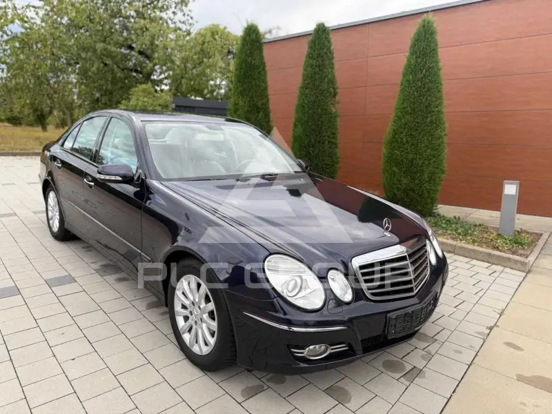 2008 Mercedes Benz E 200