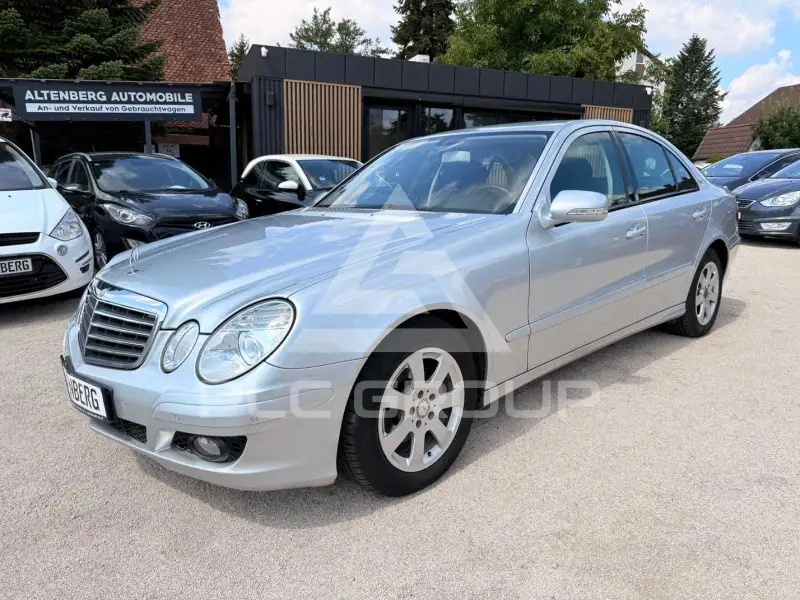 2008 Mercedes Benz E 200