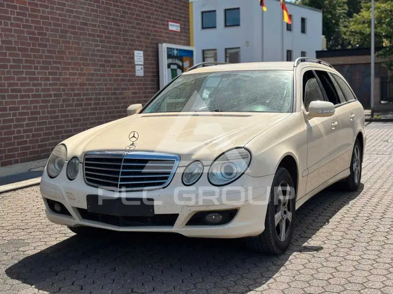 2008 Mercedes Benz E 200