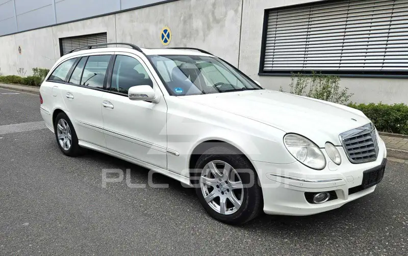 2008 Mercedes Benz E 200