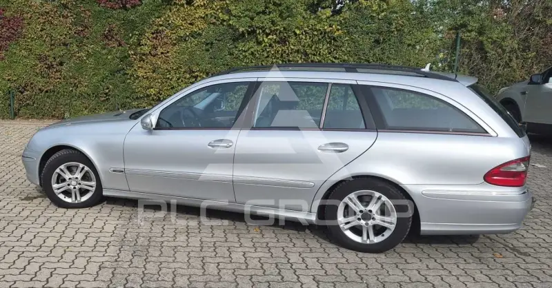 2008 Mercedes Benz E 220