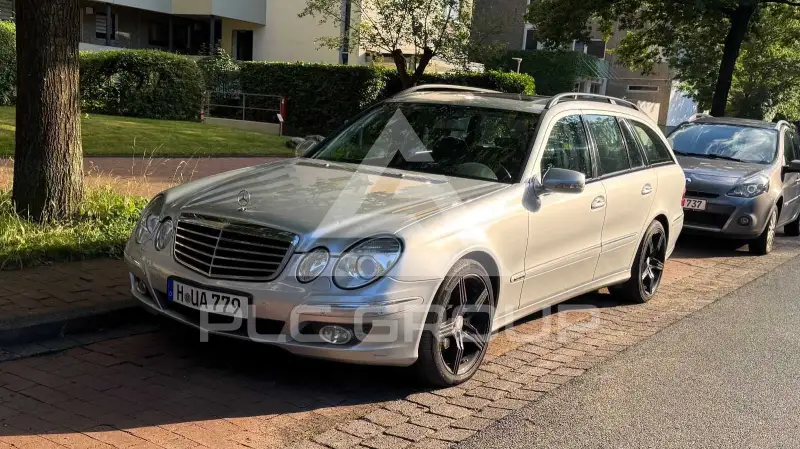 2008 Mercedes Benz E 220