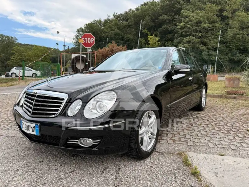 2008 Mercedes Benz E 220
