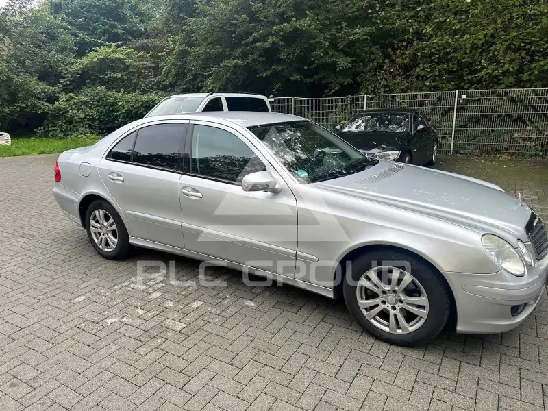 2008 Mercedes Benz E 220