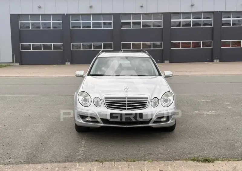 2008 Mercedes Benz E 220