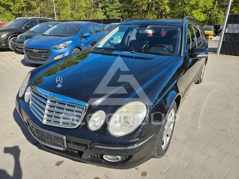 2008 Mercedes Benz E 220