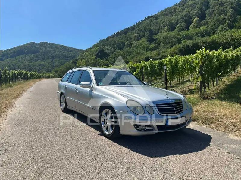 2008 Mercedes Benz E 220