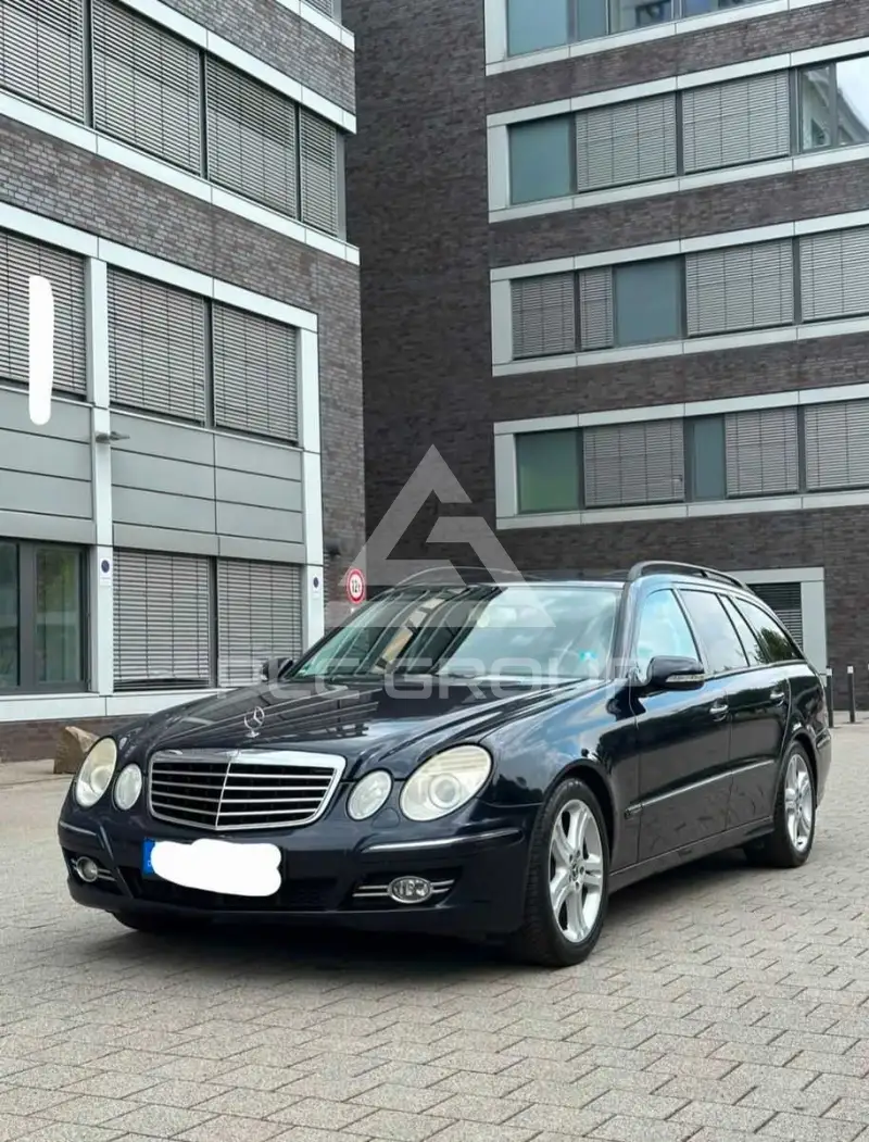 2008 Mercedes Benz E 220