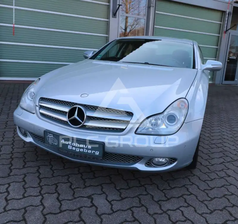 2008 Mercedes Benz CLS 320