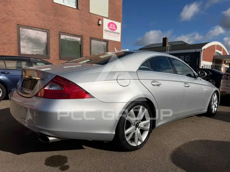 2008 Mercedes Benz CLS 320