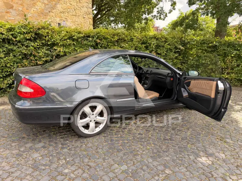 2008 Mercedes Benz CLK 220