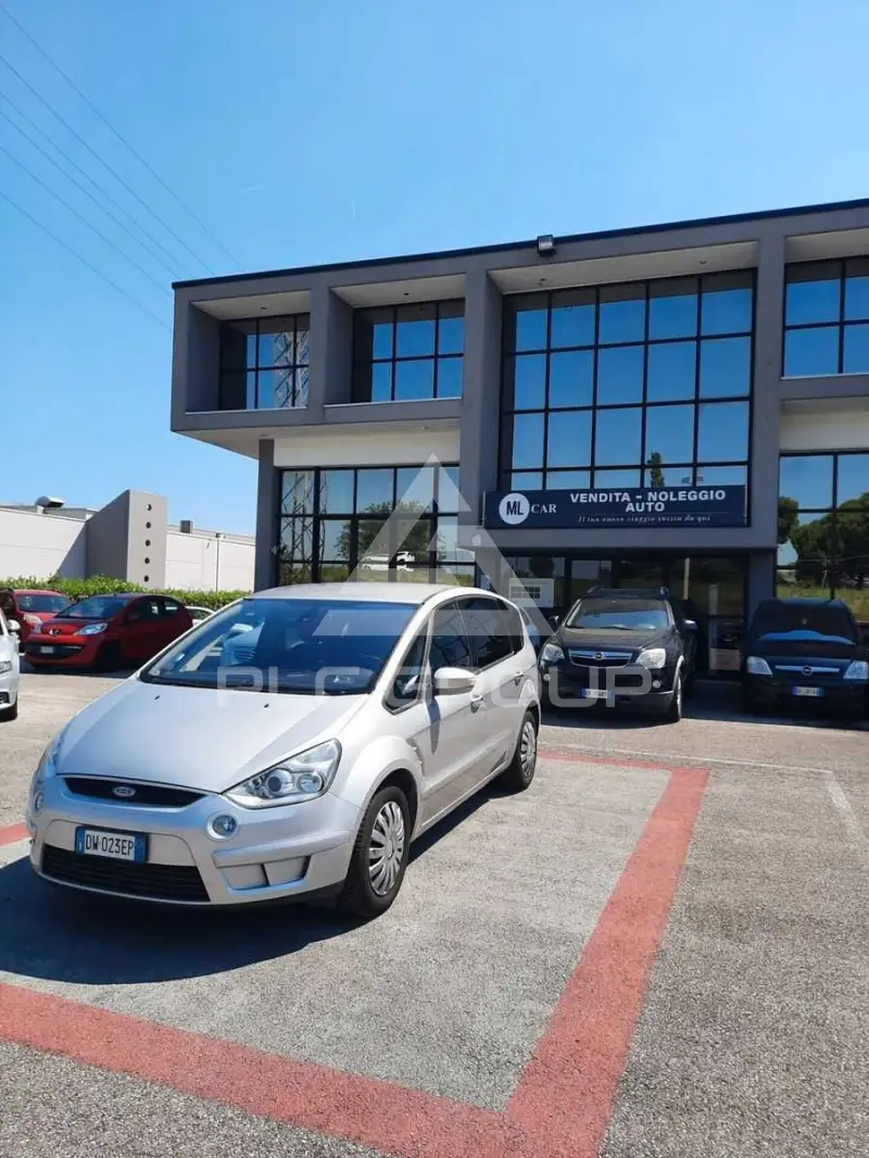 2008 Ford S-Max