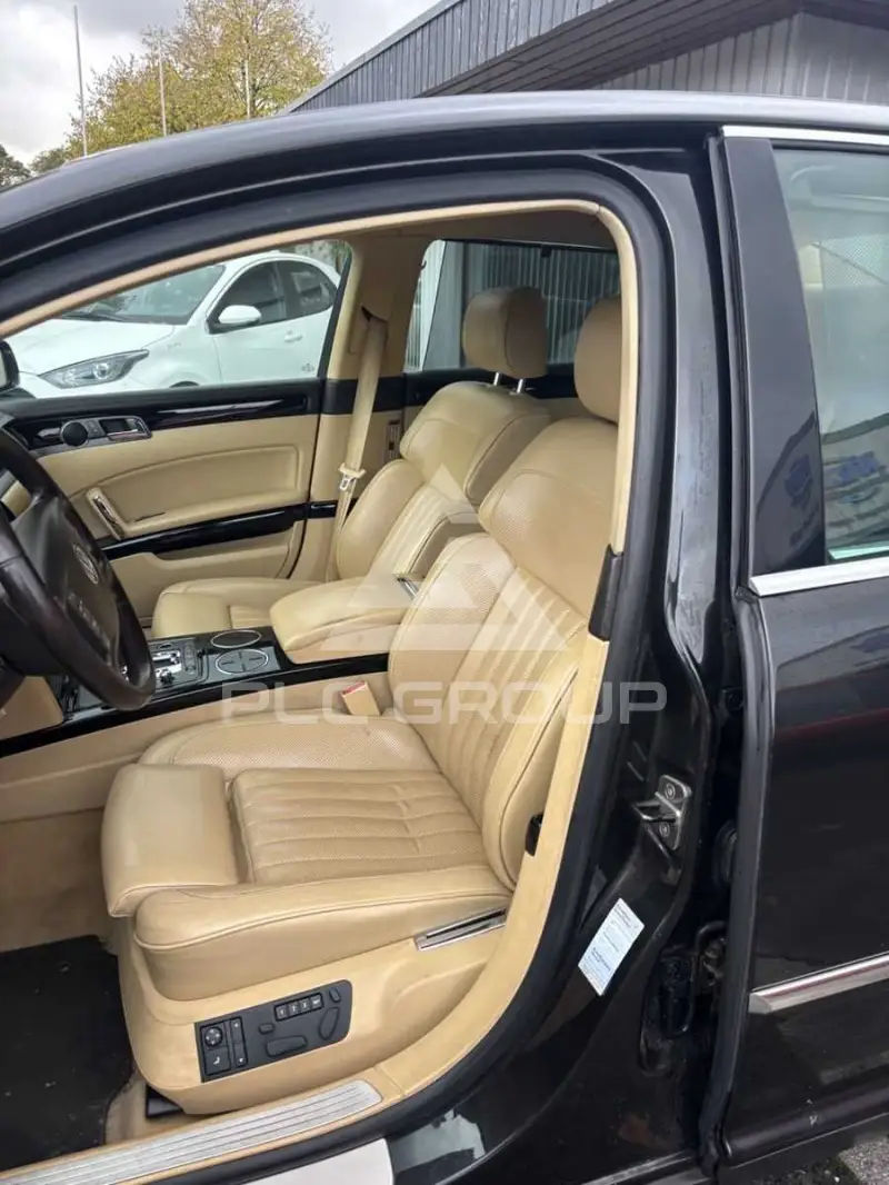 2008 Volkswagen PHAETON