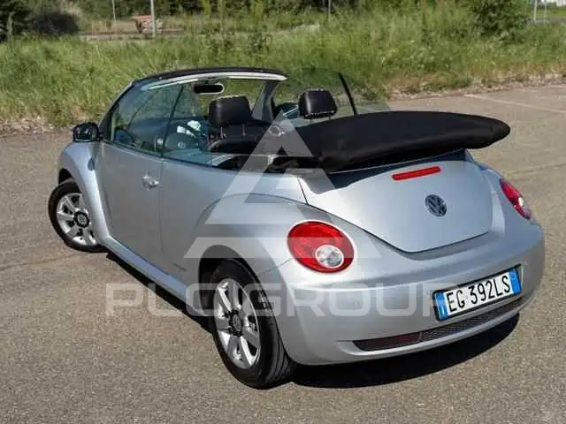 2008 Volkswagen BEETLE