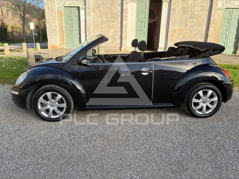 2008 Volkswagen BEETLE
