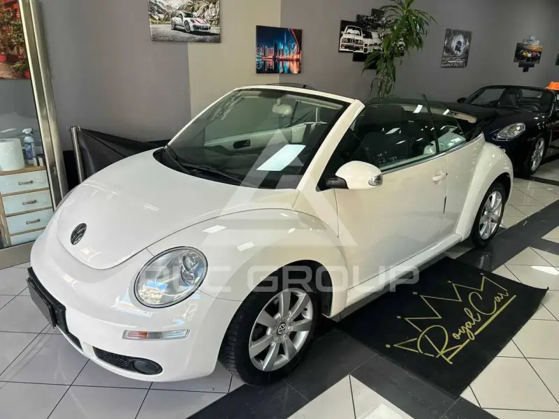 2008 Volkswagen BEETLE