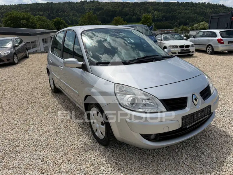 2008 Renault Scenic