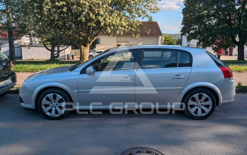 2008 Opel Signum