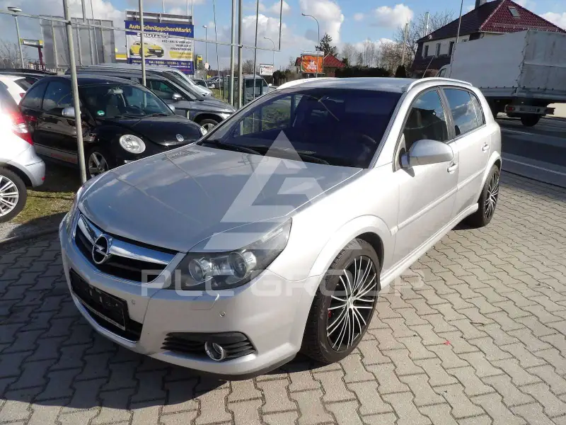 2008 Opel Signum