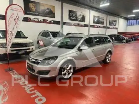 2008 Opel Astra