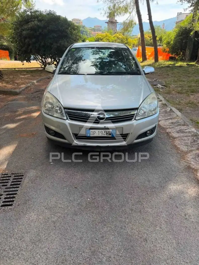 2008 Opel Astra