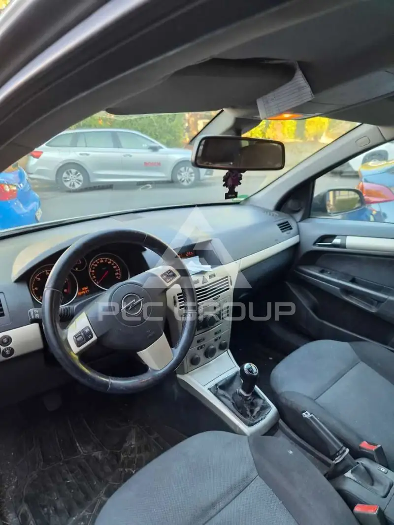 2008 Opel Astra