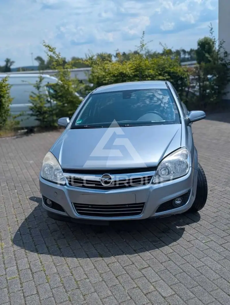 2008 Opel Astra