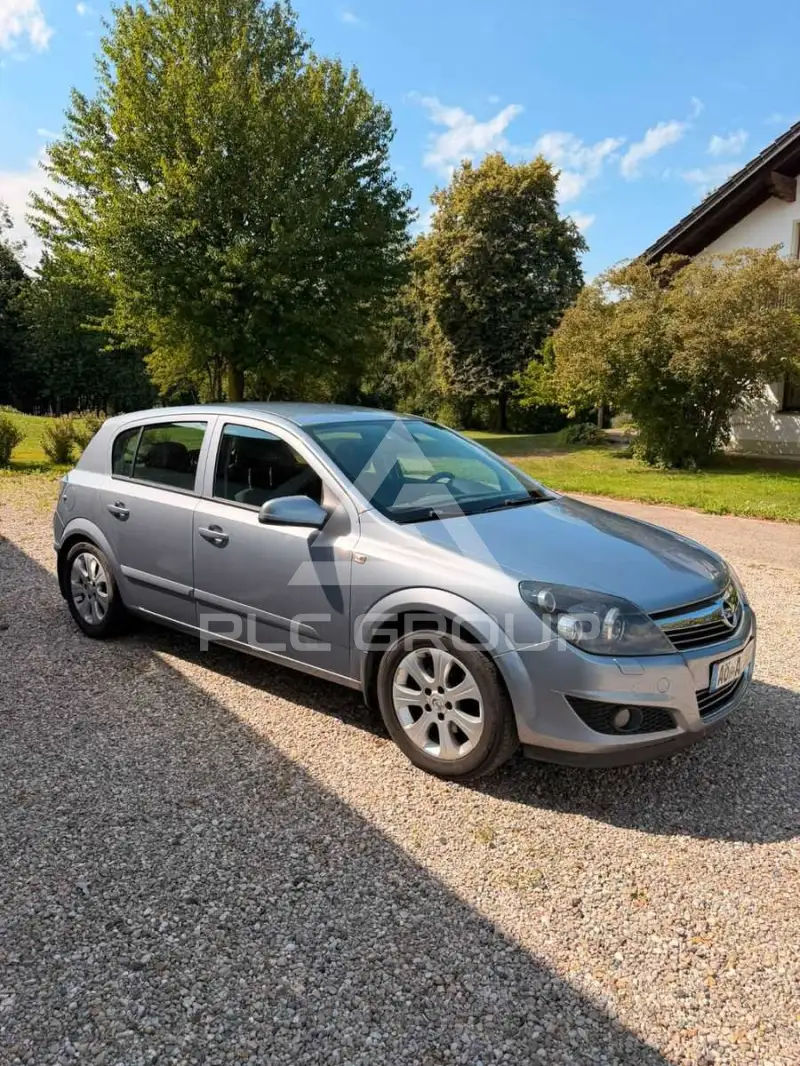 2008 Opel Astra