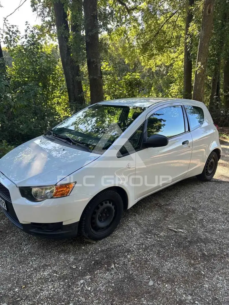 2009 Mitsubishi Colt
