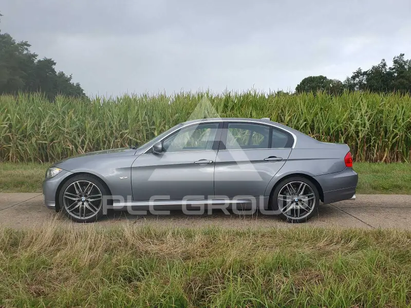 2009 BMW 325