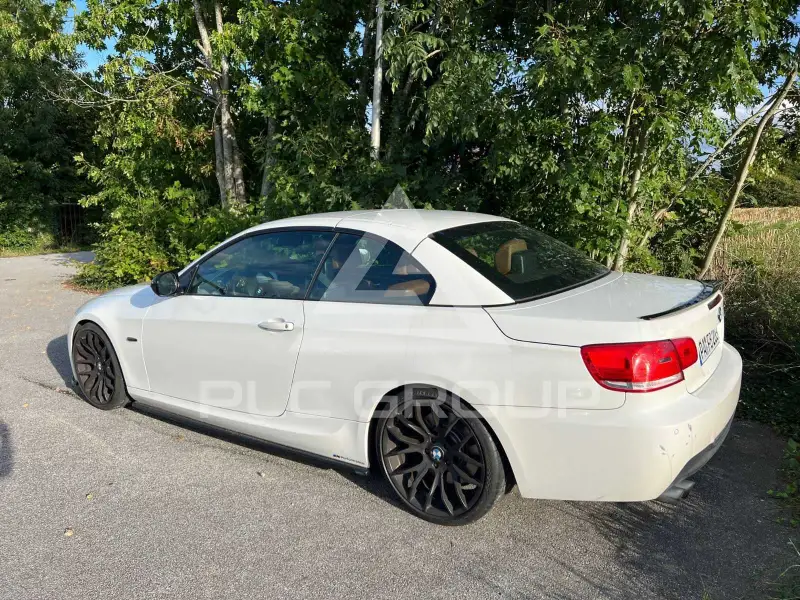 2009 BMW 325